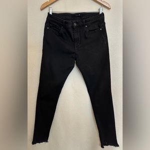 Joe’s skinny, black, frayed angled hem.57% Rayon 26% cotton 16% poly 1% spandex.